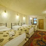 Melek Cave 3*