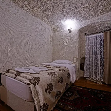 Melek Cave Herberg