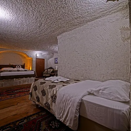 Melek Cave 2*
