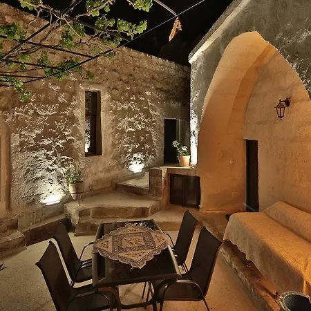 Melek Cave Herberg
