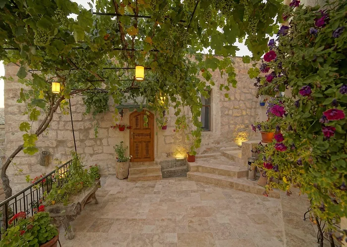 メレク ケーブ イン ギョレメ