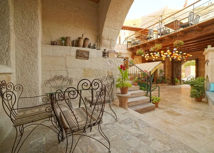 メレク ケーブ イン ギョレメ