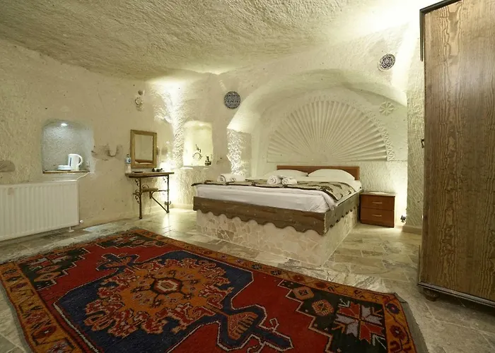 イン メレク ケーブ 3*